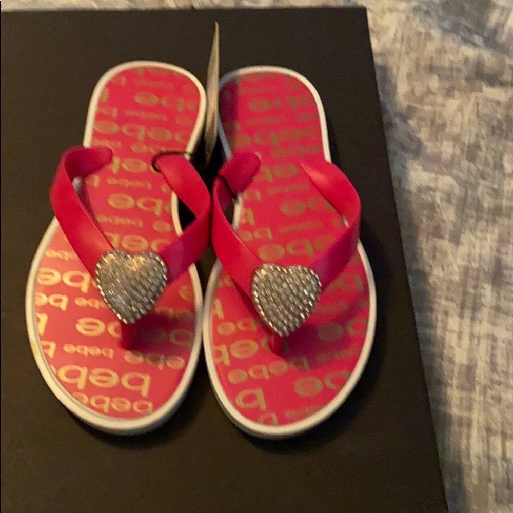 NWT Girls BeBe Flip Flops Size 11/12